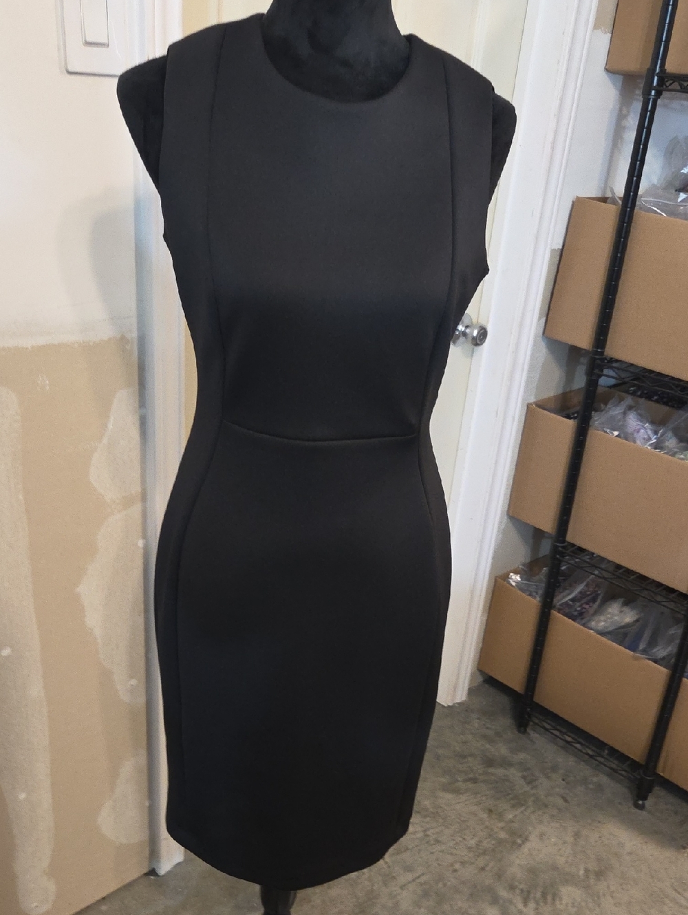 Calvin Klein Sleek Black Midi Sheath Dress Zipper Back Wedding Date Party Offic